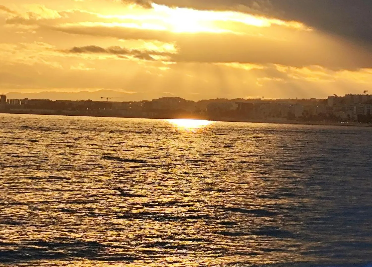Chambre Vue Nice & Mer 0*,  France